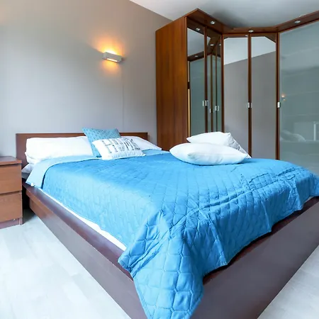 Friendhouse - Center Apartment
