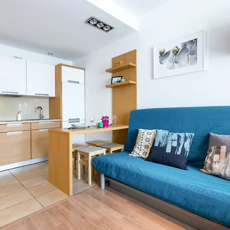 Friendhouse - Center