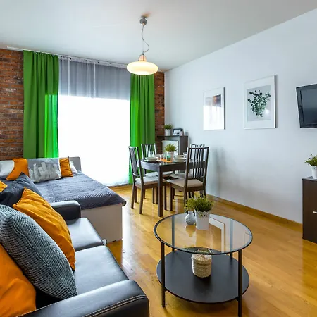 Friendhouse - Center Apartment