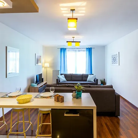 Friendhouse - Center * Krakow